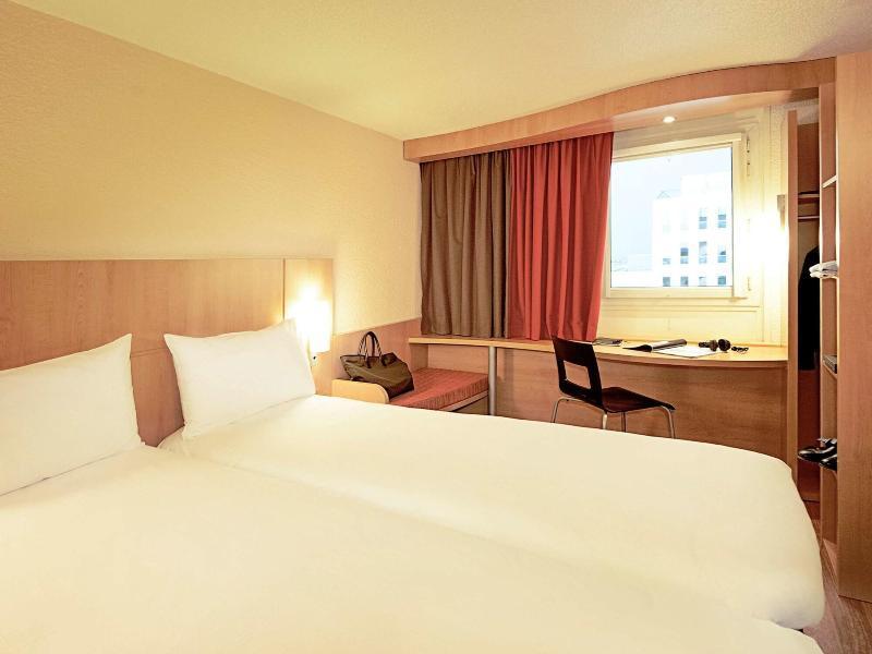 Ibis Budget Loriol לה פוזן מראה חיצוני תמונה