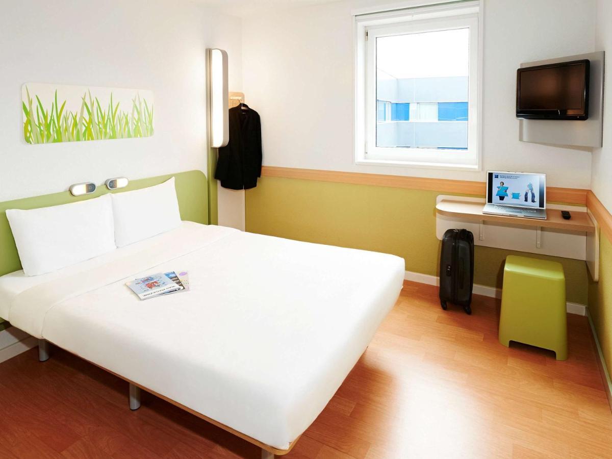 Ibis Budget Loriol לה פוזן מראה חיצוני תמונה