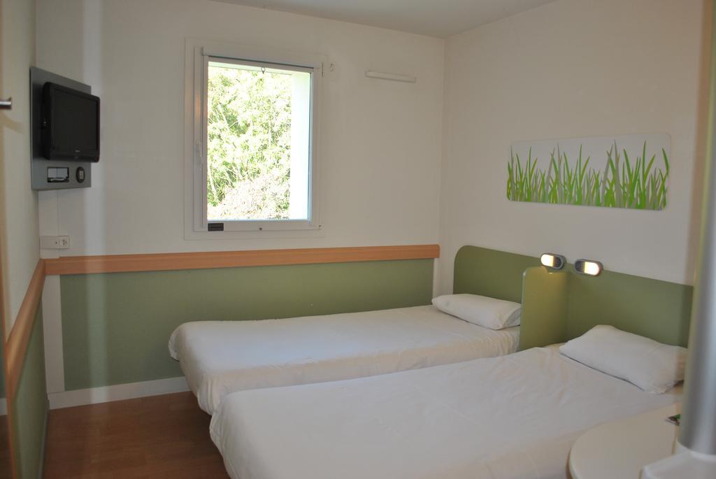 Ibis Budget Loriol לה פוזן מראה חיצוני תמונה