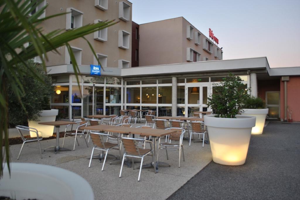 Ibis Budget Loriol לה פוזן מראה חיצוני תמונה