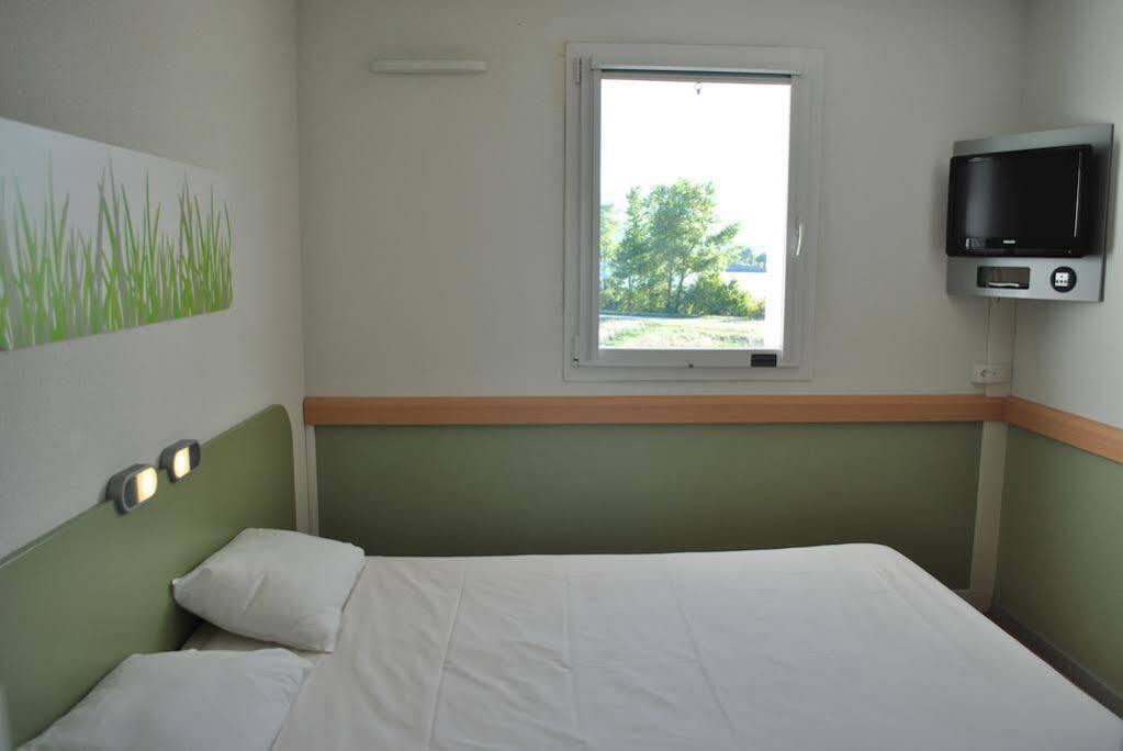Ibis Budget Loriol לה פוזן מראה חיצוני תמונה